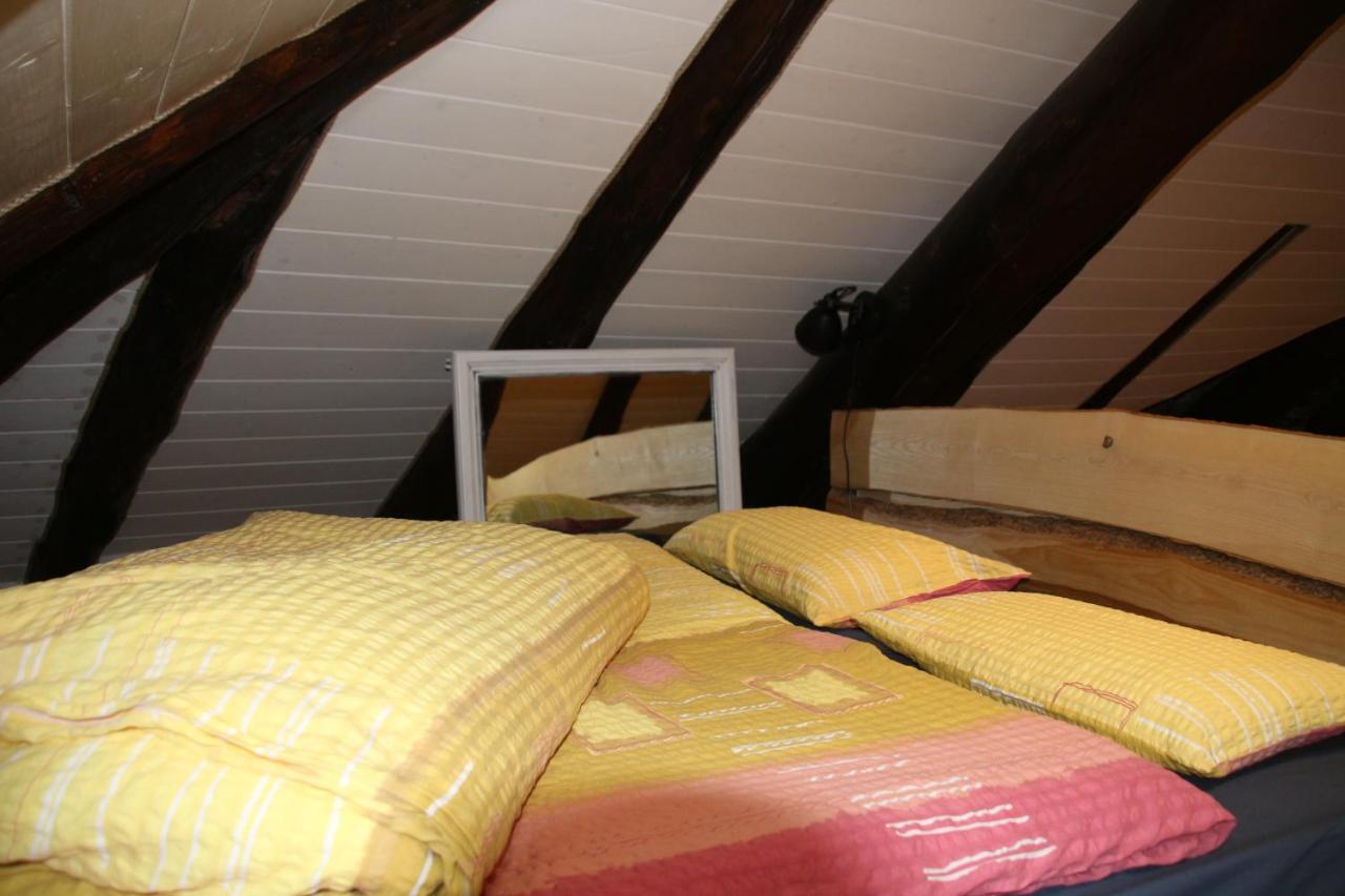 Airolo With Private Parking Apartamento Exterior foto