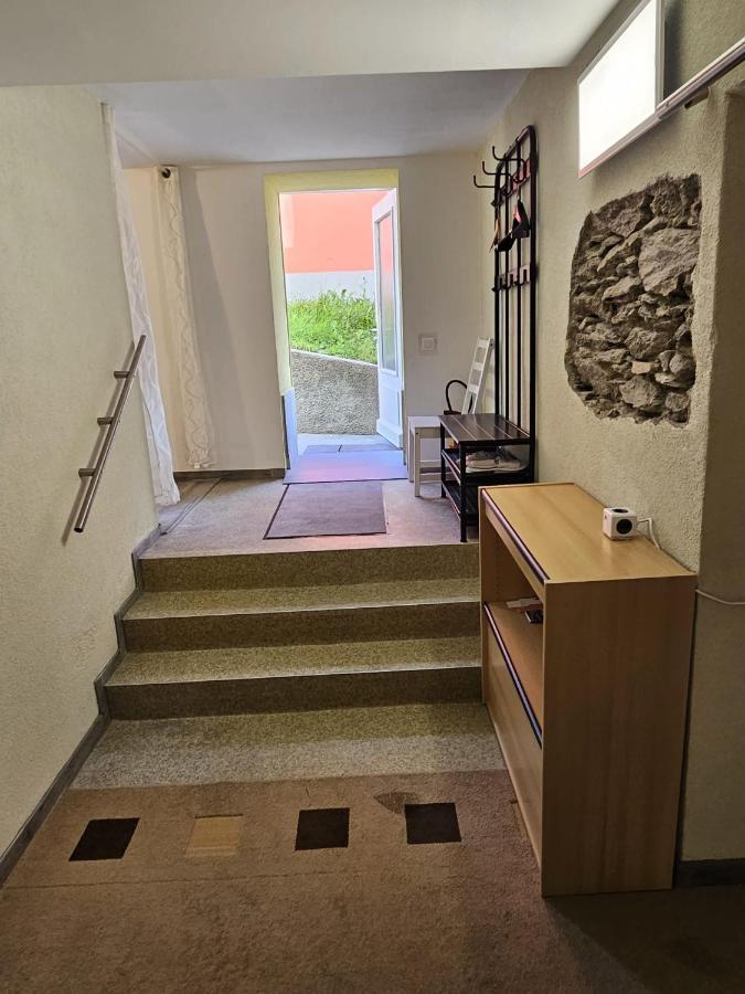 Airolo With Private Parking Apartamento Exterior foto