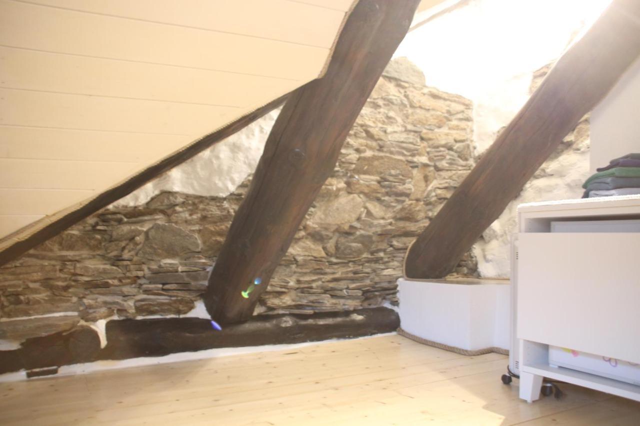 Airolo With Private Parking Apartamento Exterior foto