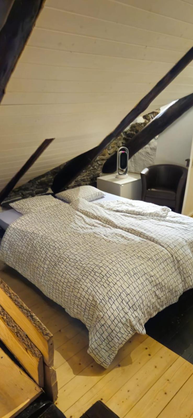 Airolo With Private Parking Apartamento Exterior foto