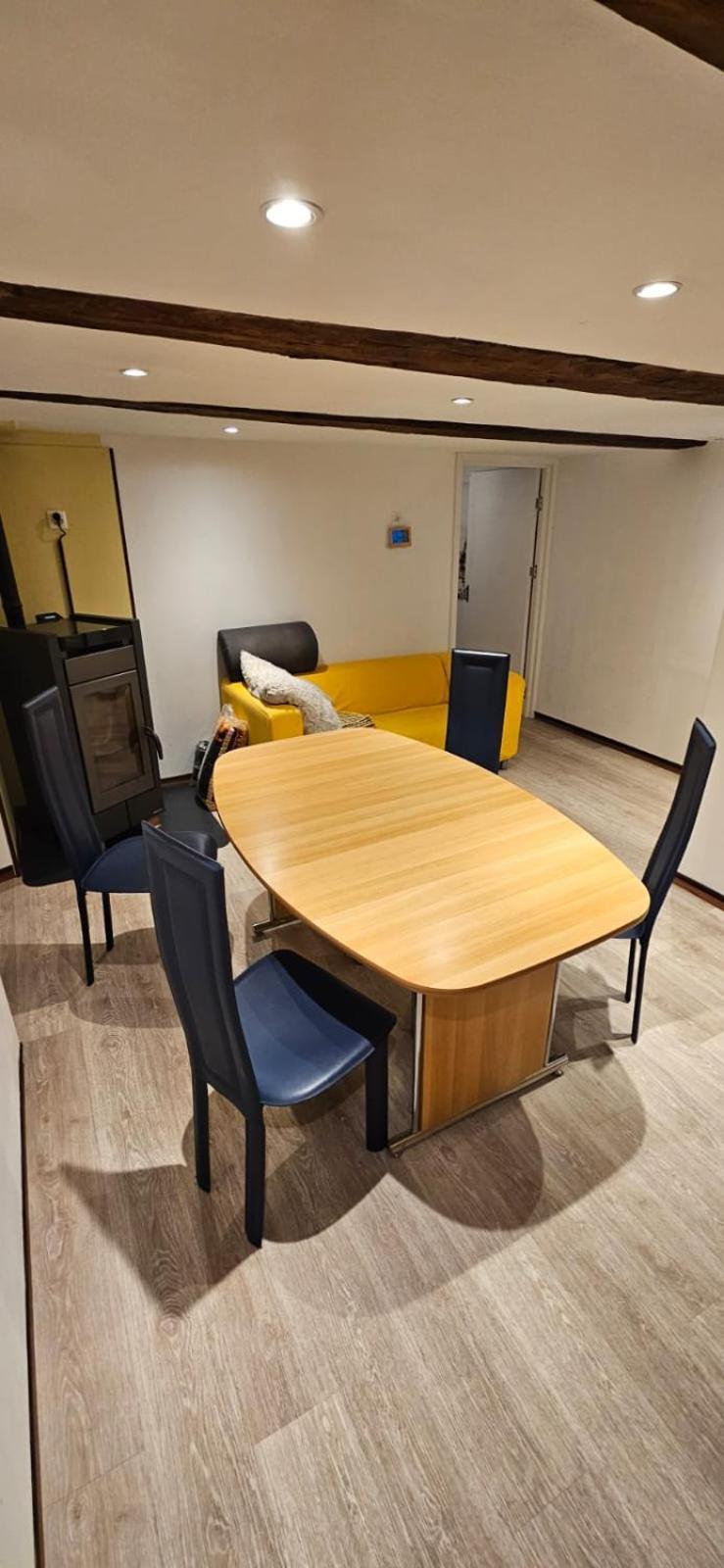 Airolo With Private Parking Apartamento Exterior foto