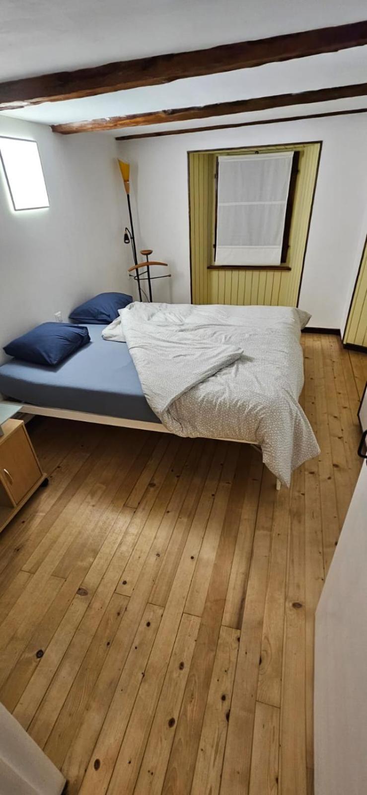 Airolo With Private Parking Apartamento Exterior foto